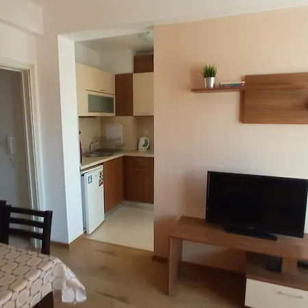 Vesi And Gery Appartement *