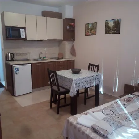 Vesi&gery Apartment Pomorie