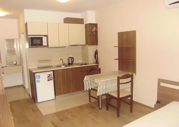 Vesi And Gery Apartamento Pomorie