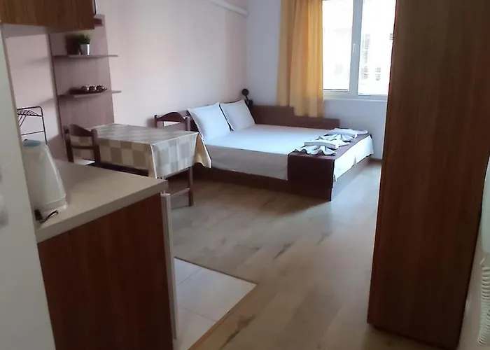 Vesi And Gery * Pomorie