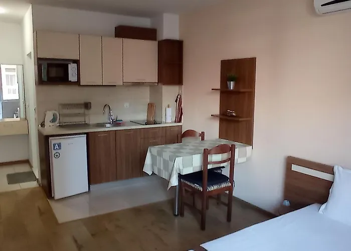 Apartamento Vesi And Gery Pomorie