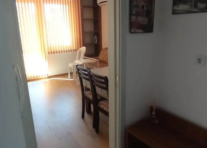 Vesi And Gery Apartamento Pomorie