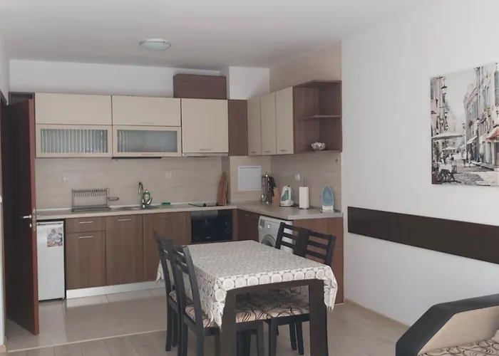 Vesi And Gery Apartamento Pomorie